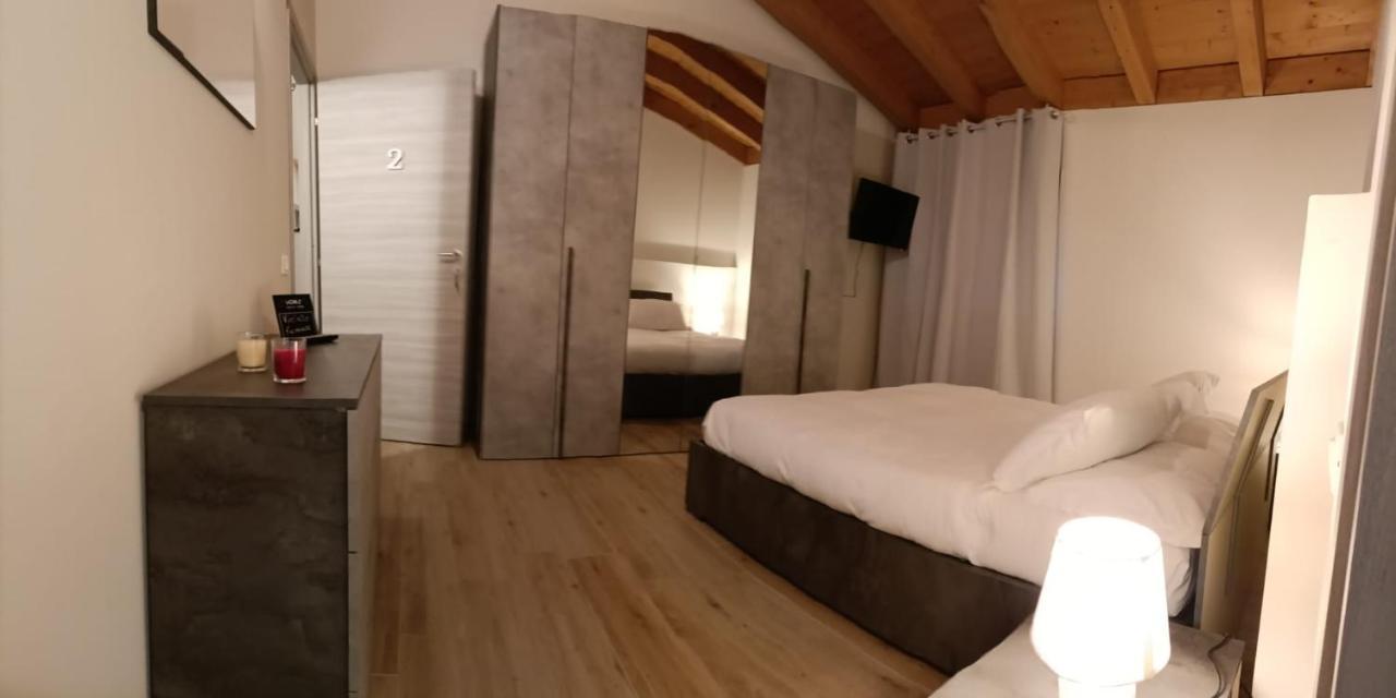 B&B In Fattoria Berzo San Fermo Екстериор снимка